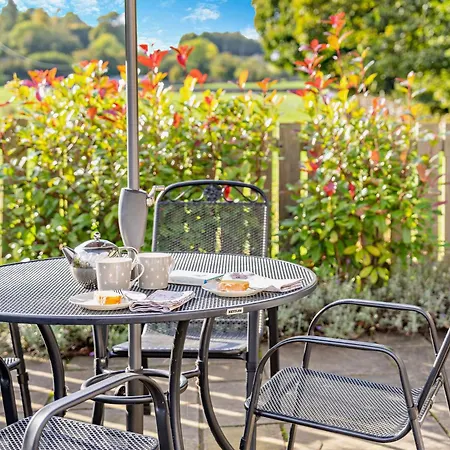 2 Bed In Sz093 Holiday home