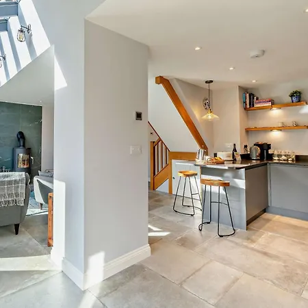 2 Bed In Carnforth Oc-sz093 度假居 *