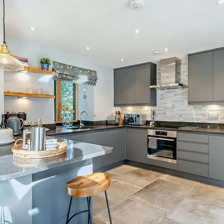 2 Bed In Carnforth Oc-sz093 柯比朗斯代尔